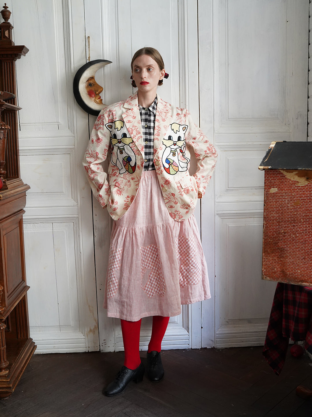 Unlogical Poem Cat Embroidered Illustration Printed Cotton Blazer