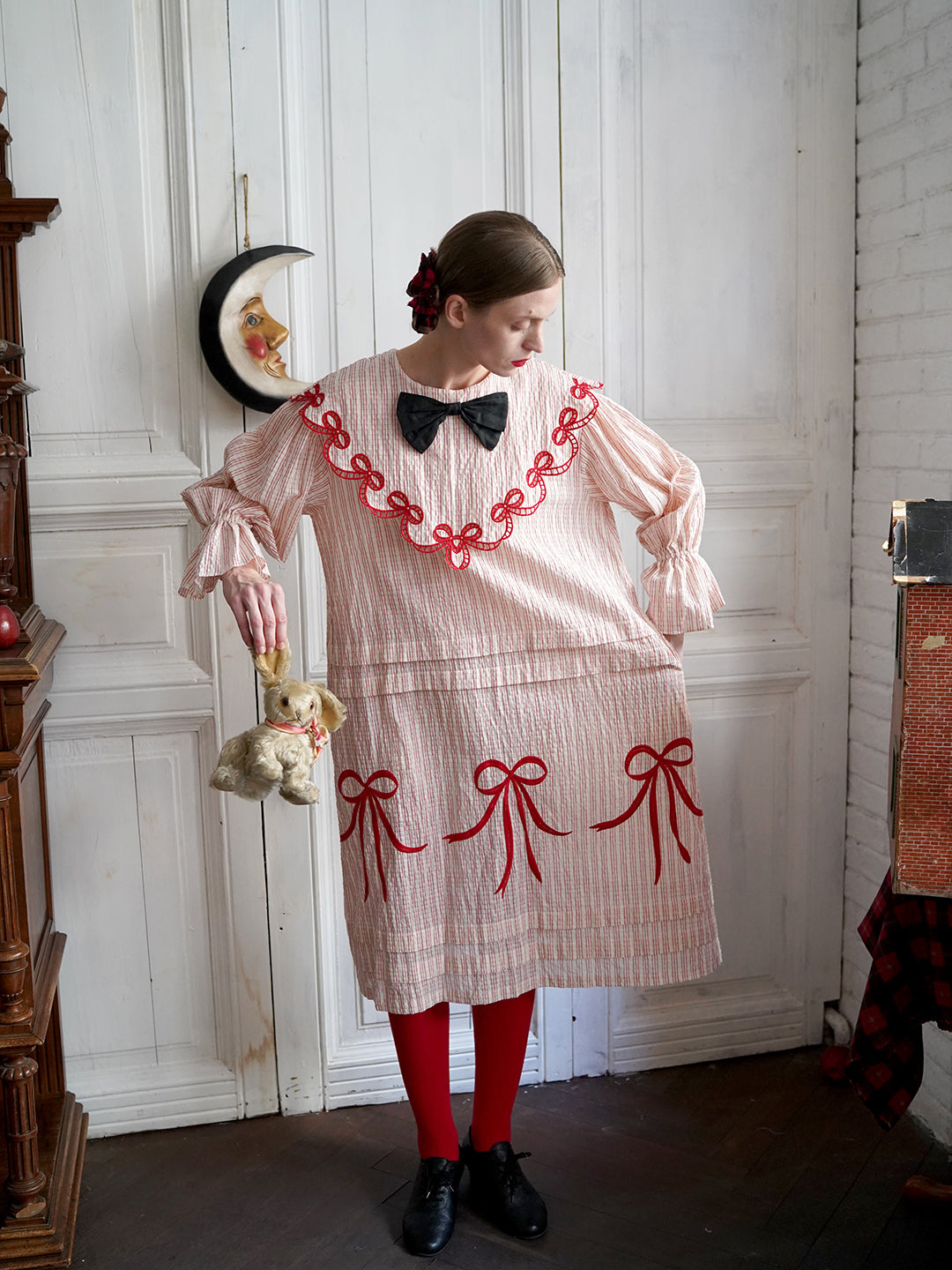 Unlogical Poem Bow Embroidered Cotton Linen Dress