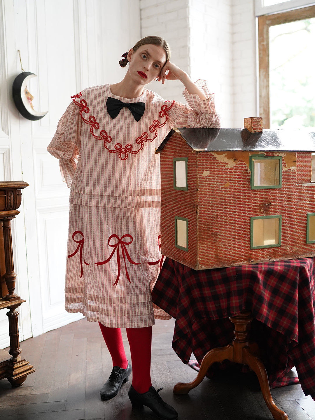 Unlogical Poem Bow Embroidered Cotton Linen Dress