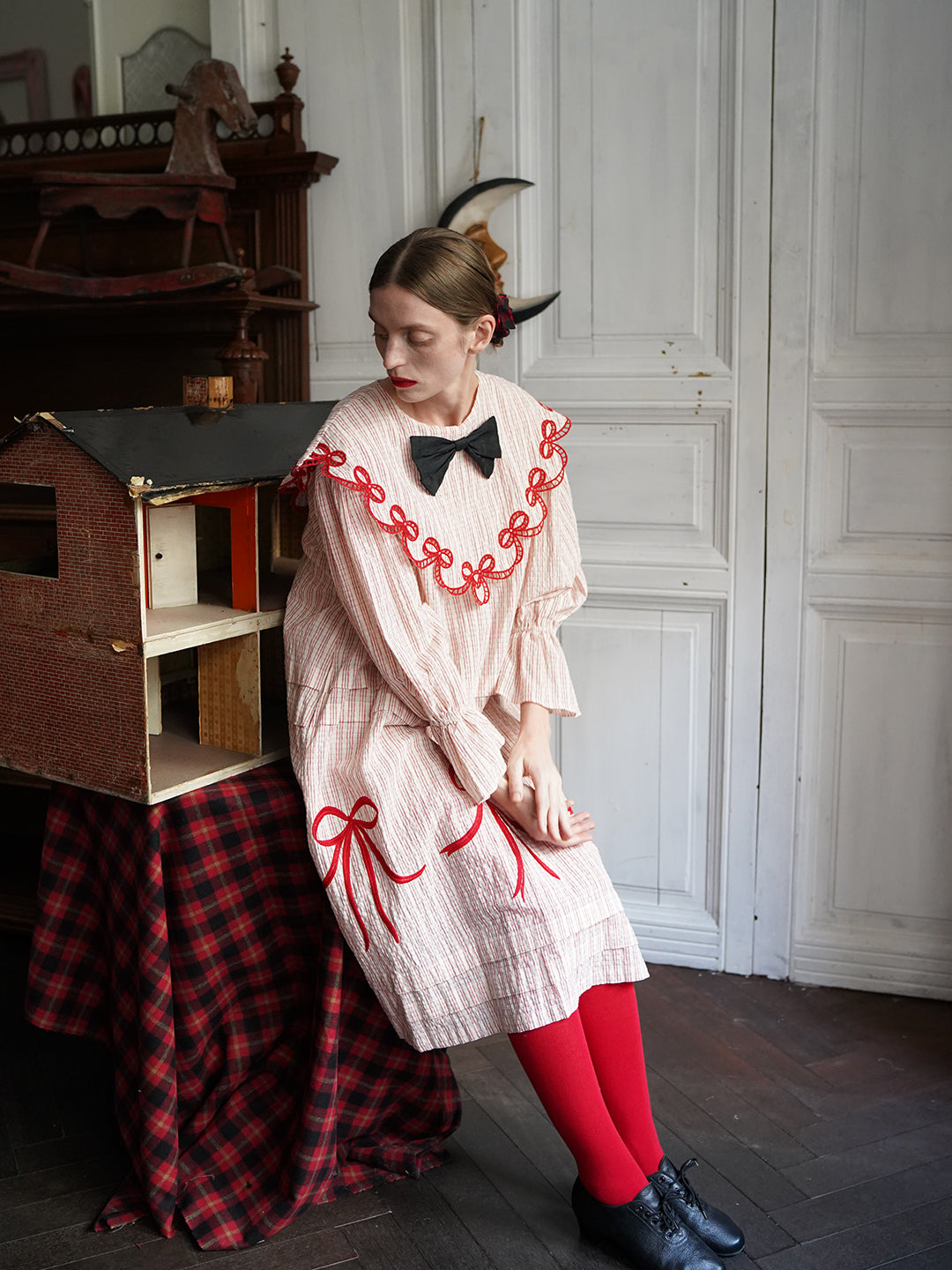 Unlogical Poem Bow Embroidered Cotton Linen Dress