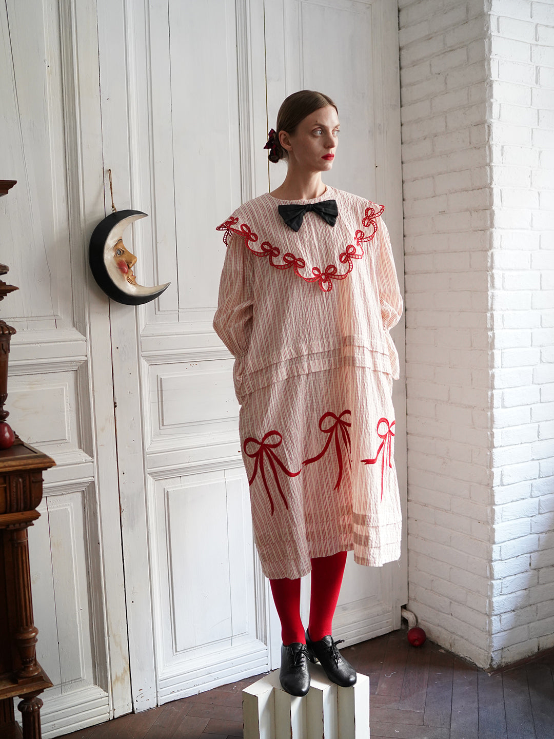 Unlogical Poem Bow Embroidered Cotton Linen Dress