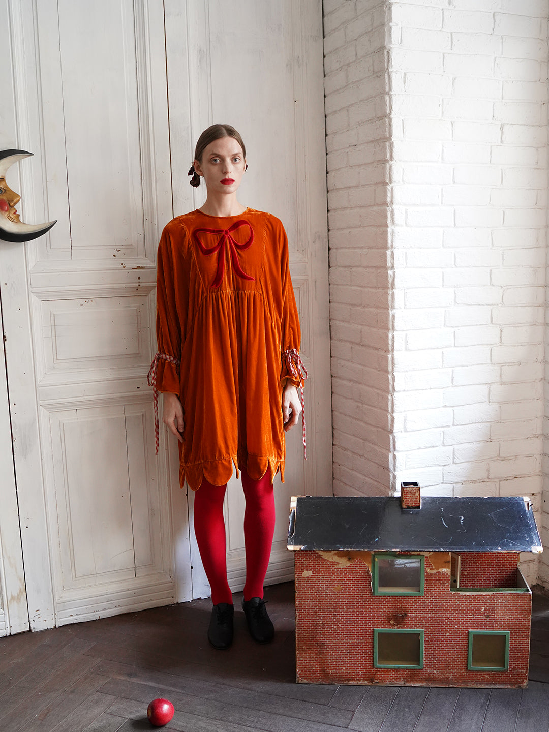 Unlogical Poem Victorian-style Bow Embroidery Orange Velvet Dress