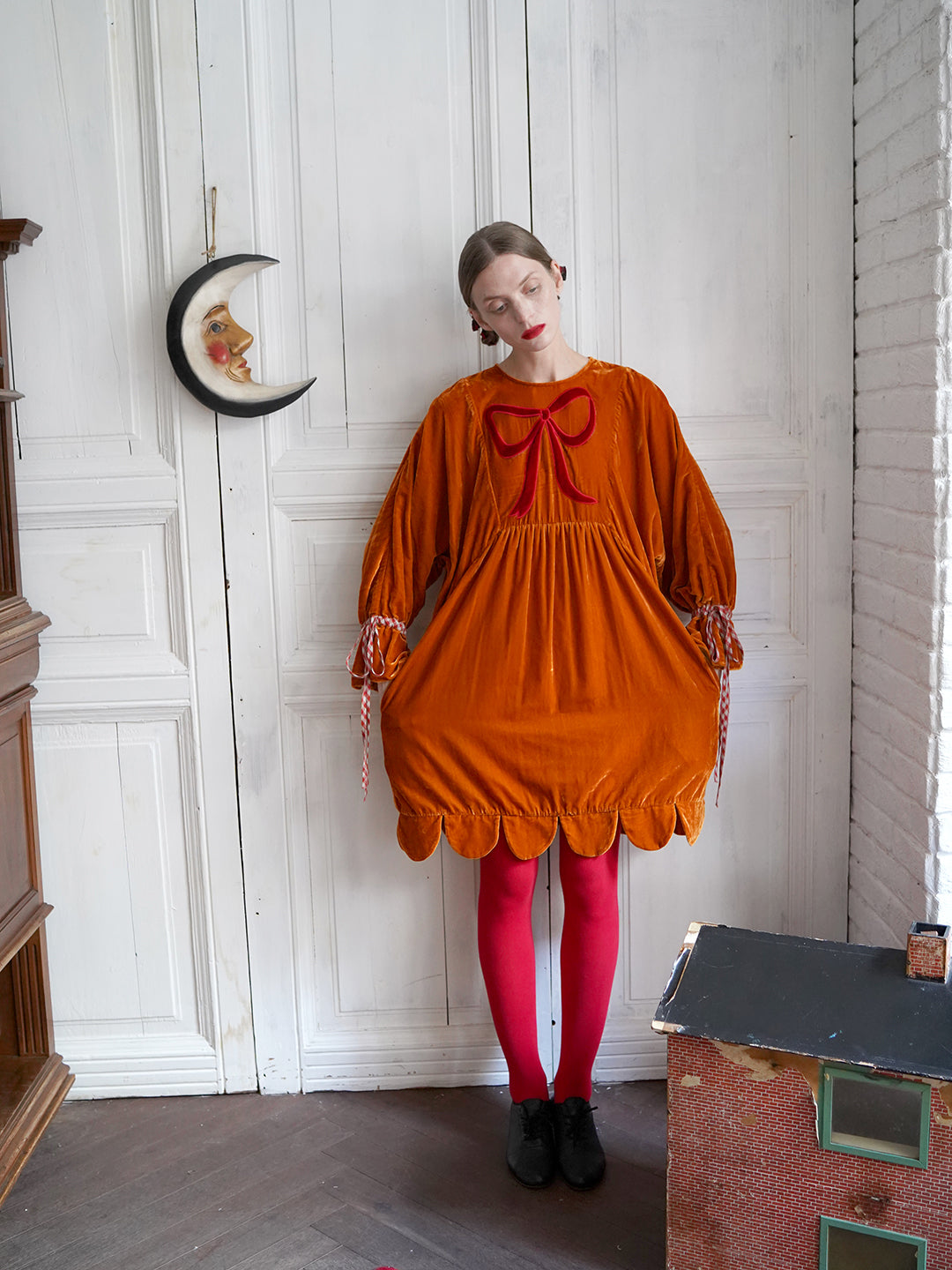 Unlogical Poem Victorian-style Bow Embroidery Orange Velvet Dress