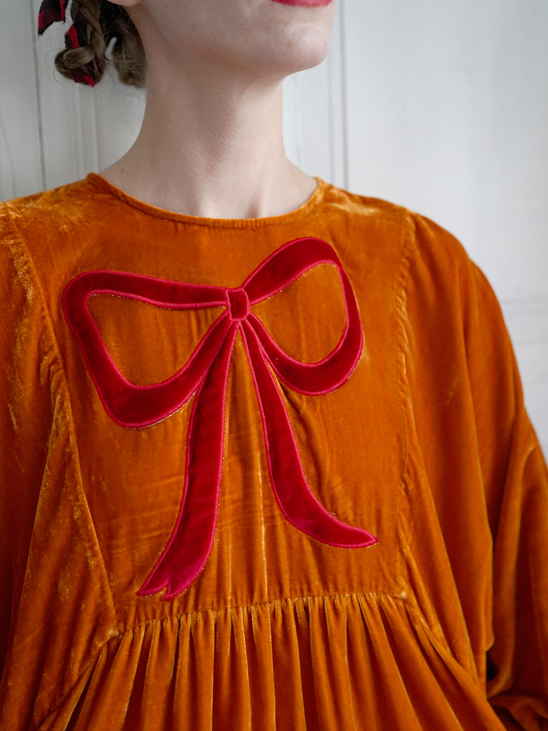 Unlogical Poem Victorian-style Bow Embroidery Orange Velvet Dress