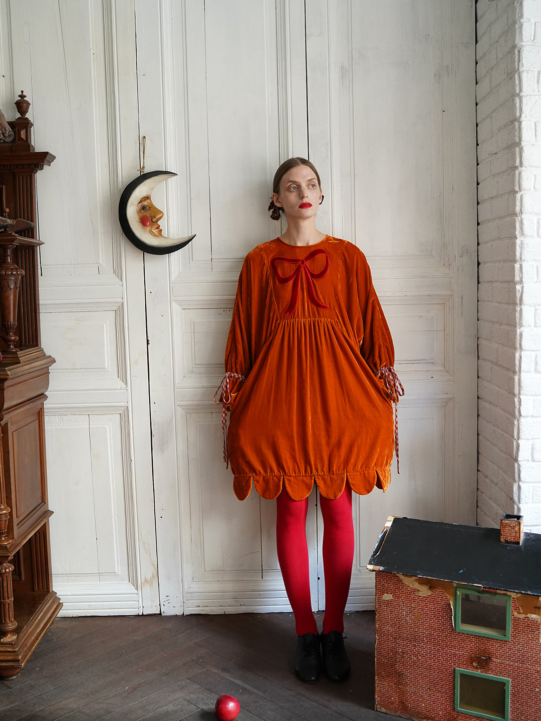 Unlogical Poem Victorian-style Bow Embroidery Orange Velvet Dress