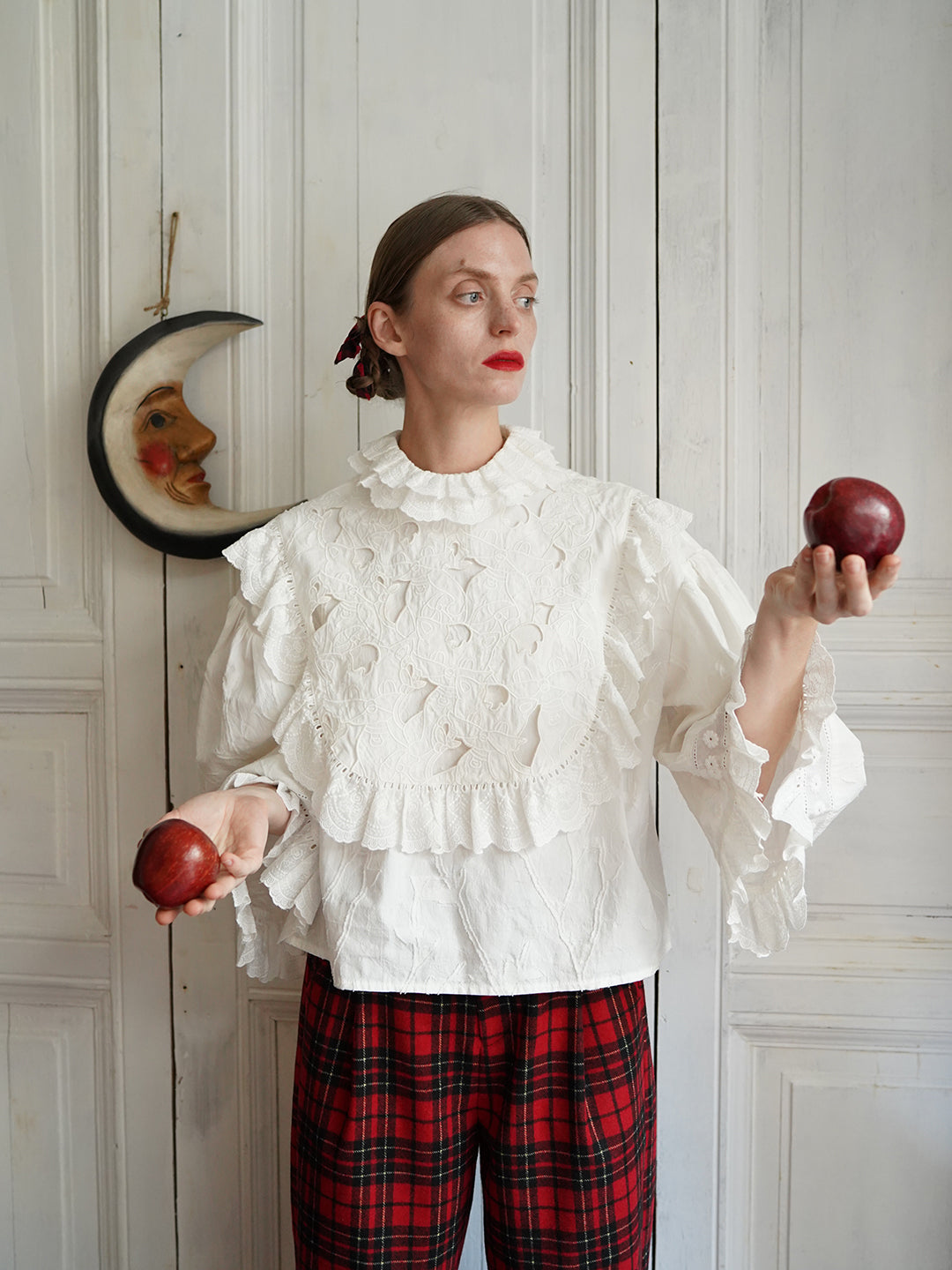 Unlogical Poem Victorian-style Cat Hollow Embroidery Cotton Blouse