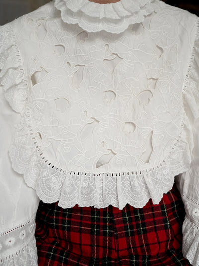 Unlogical Poem Victorian-style Cat Hollow Embroidery Cotton Blouse