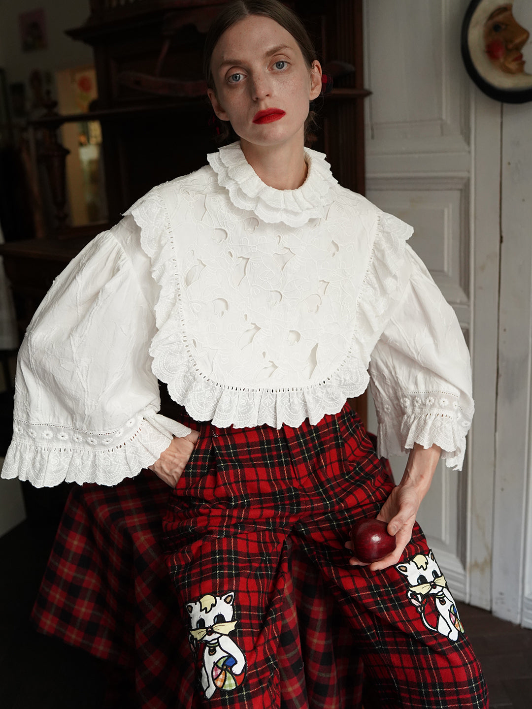 Unlogical Poem Victorian-style Cat Hollow Embroidery Cotton Blouse