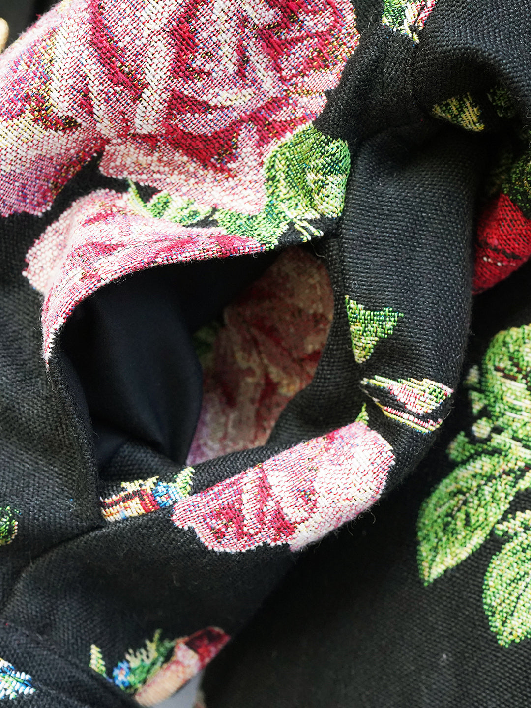 Unlogical Poem Cat Embroidered Rose Yarn-dyed Jacket