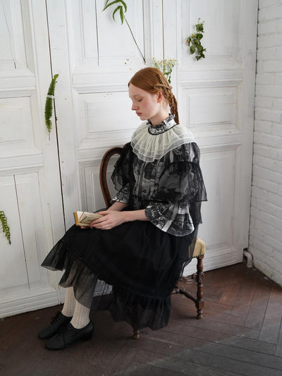 Unlogical Poem  Stylish Playful Ruffled Collar Mesh Print Dress