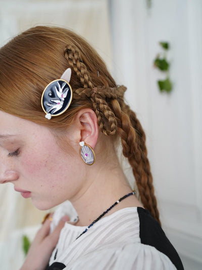 Unlogical Poem Oval Natural Shell Handmade Ear-clips