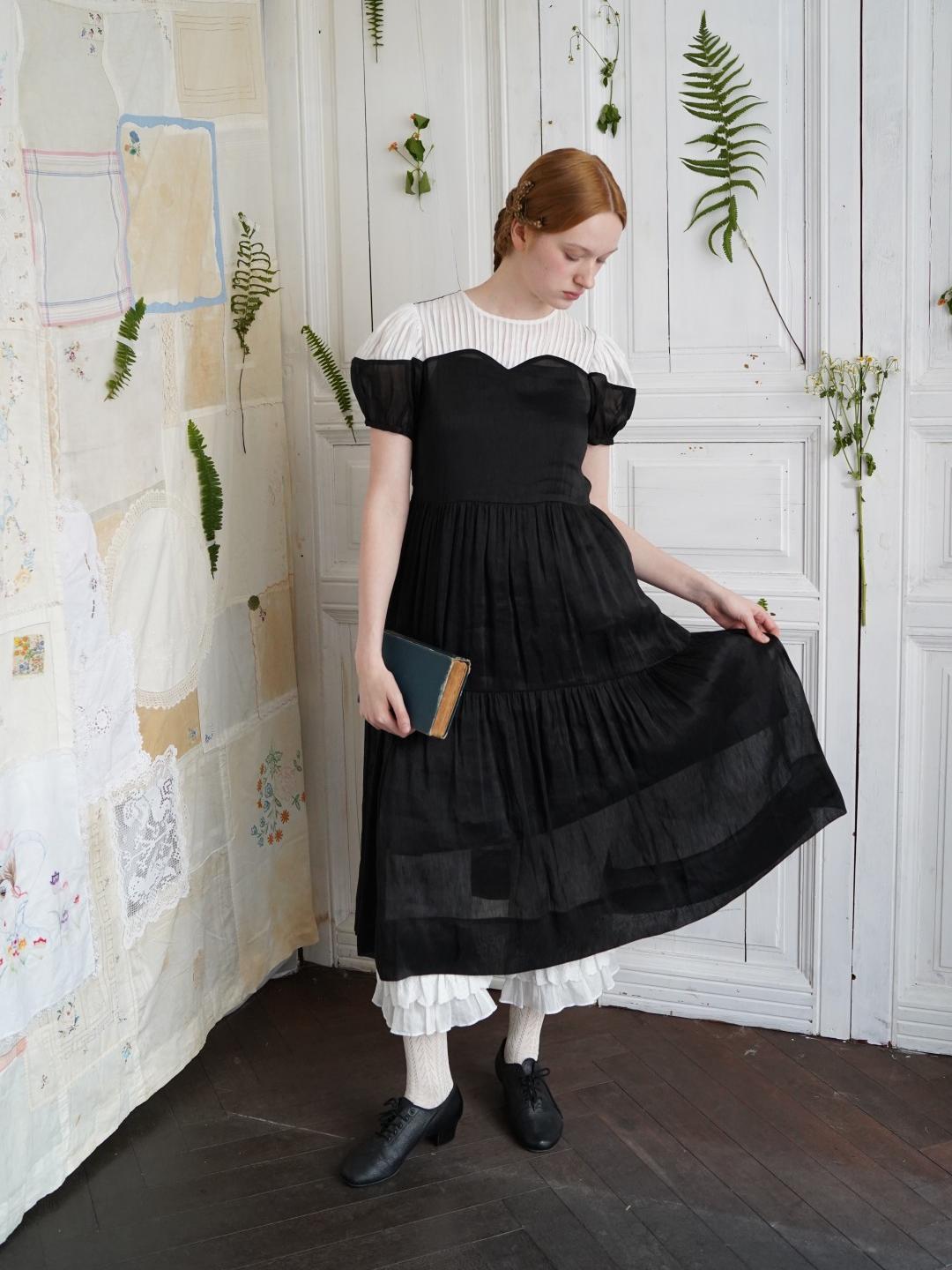 Unlogical Poem Victorian Style Blue Print White Collar Dress