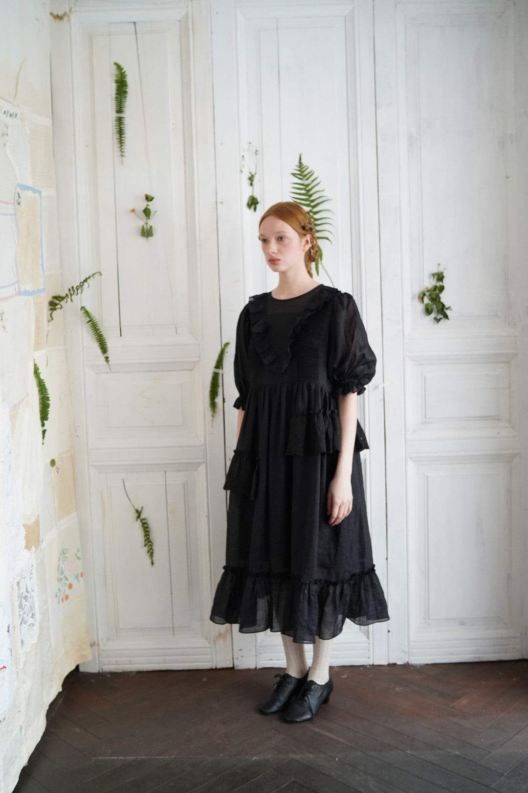 Unlogical Poem Irregular lace classical ramie dress