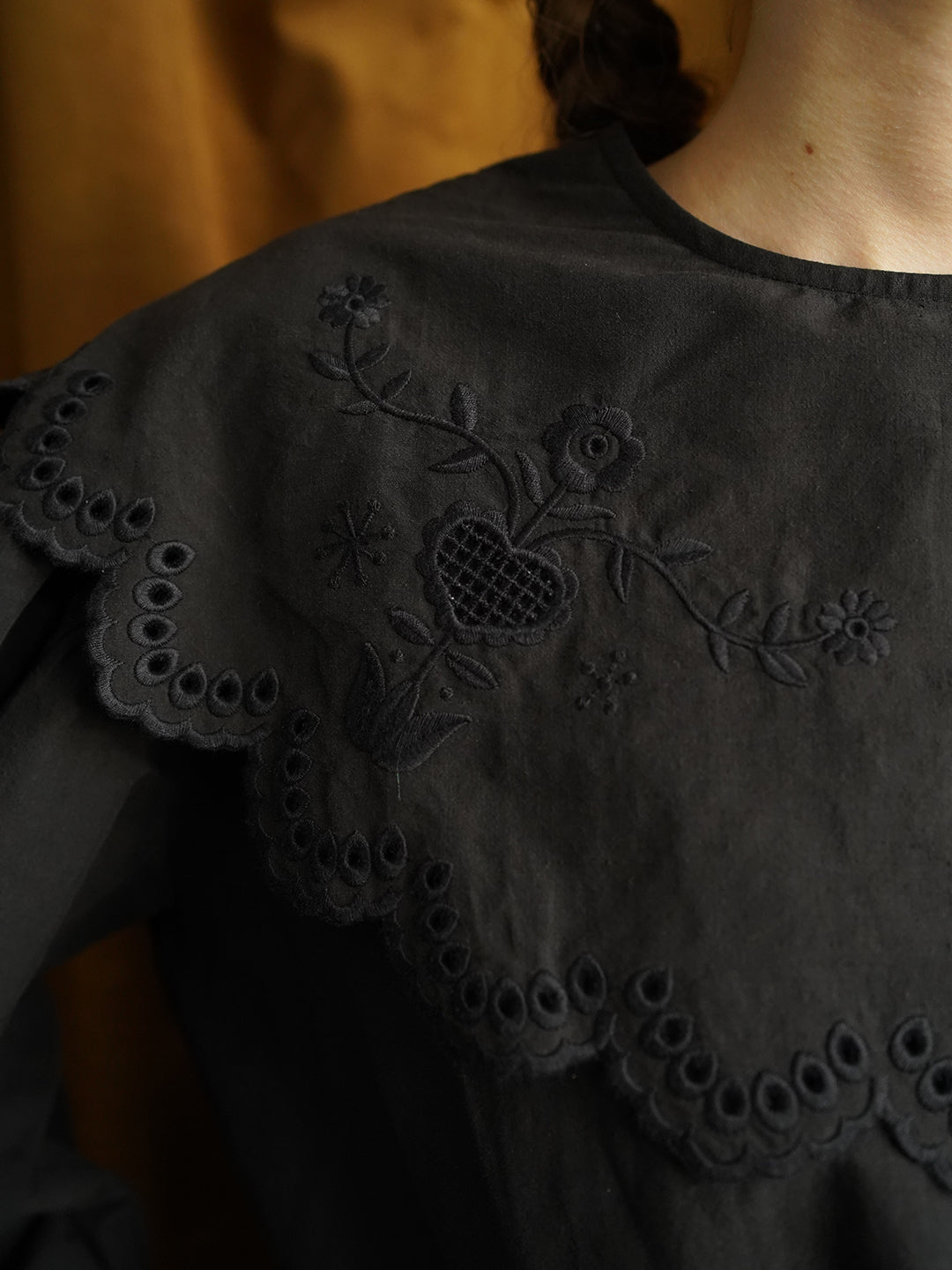 Unlogical Poem Victorian style Hollow Embroidery Black Shirt