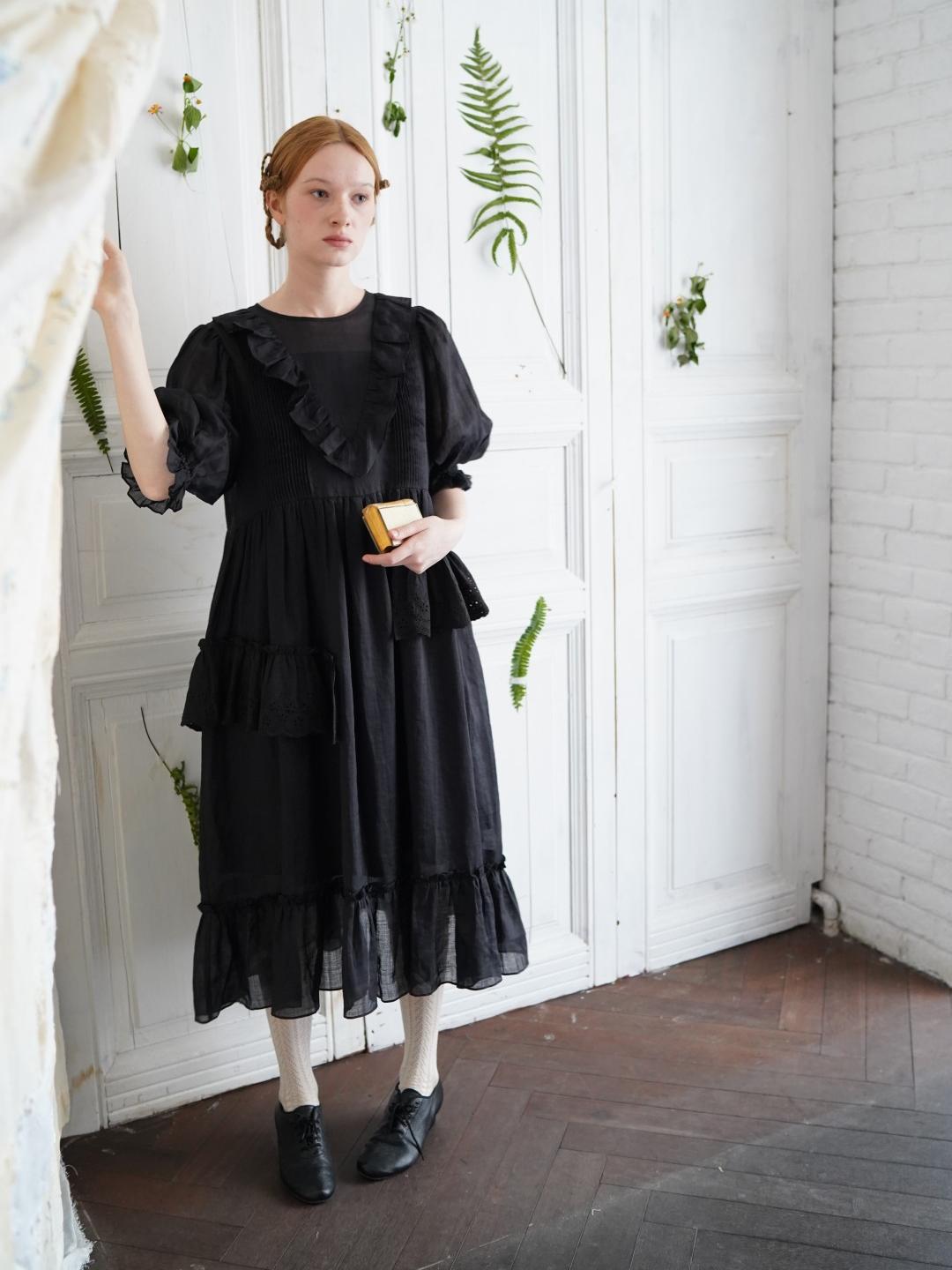 Unlogical Poem Irregular lace classical ramie dress