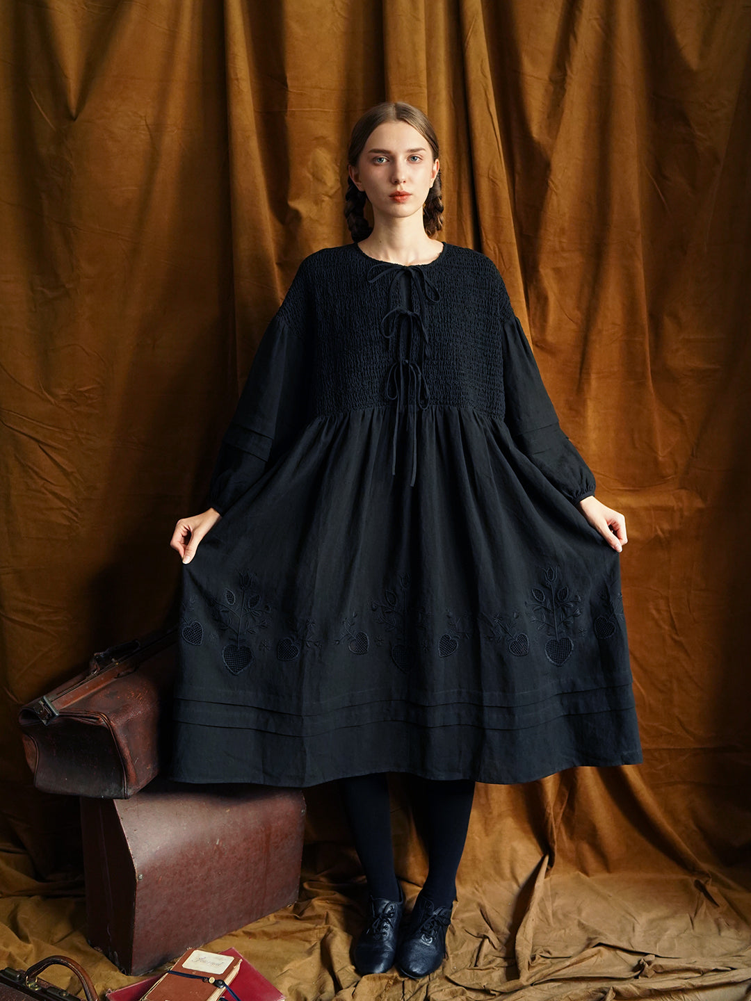 Unlogical Poem Victorian style Floral Embroidered Shirr Black Hemp Dress