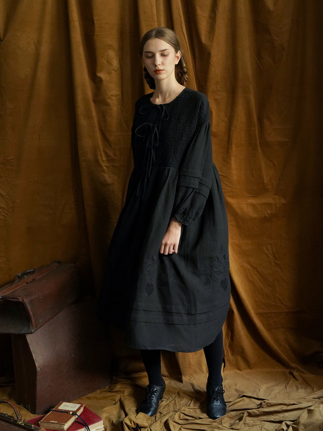 Unlogical Poem Victorian style Floral Embroidered Shirr Black Hemp Dress