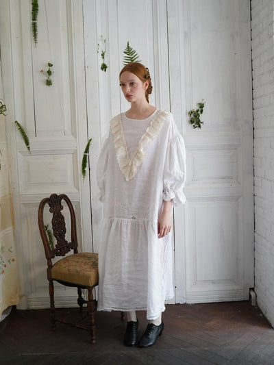Unlogical Poem Floral Embroidered Crochet Long Dress