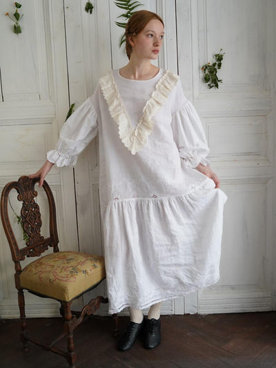 Unlogical Poem Floral Embroidered Crochet Long Dress