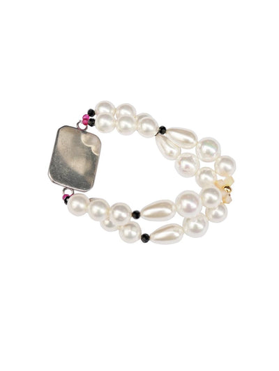 Unlogical Poem Hand-shaped Natural Shell Bracelet