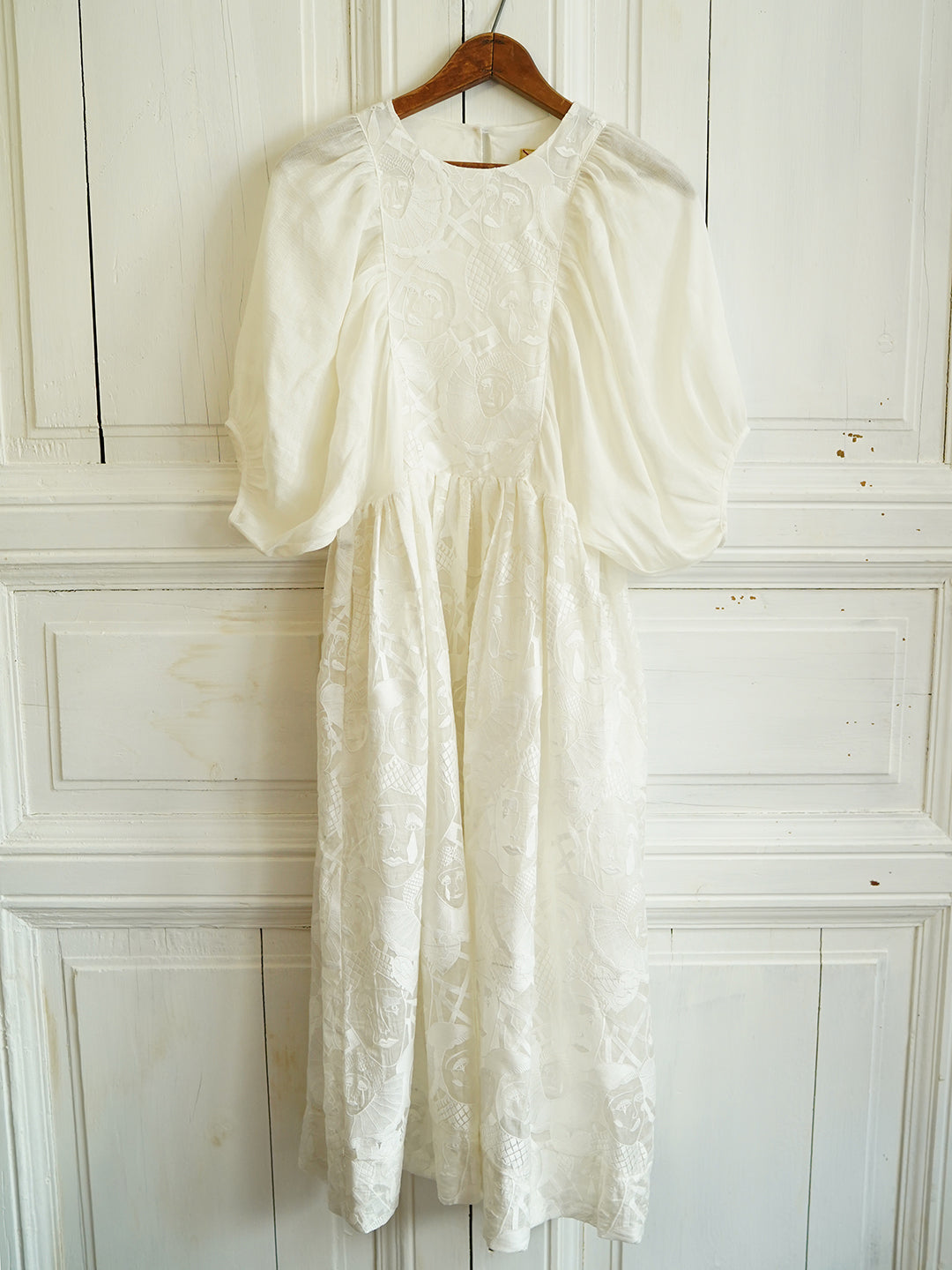 Unlogical Poem Pierrot Embroidered Lace White Dress