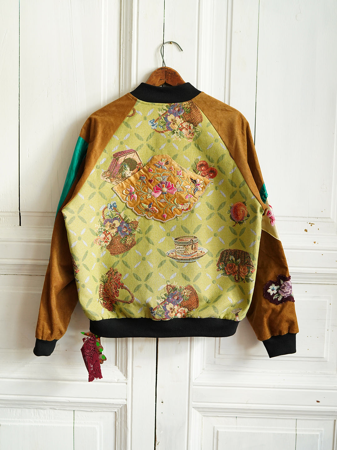 Unlogical Poem Folk Handmade Old Embroidery Patchwork Souvenir Jacket