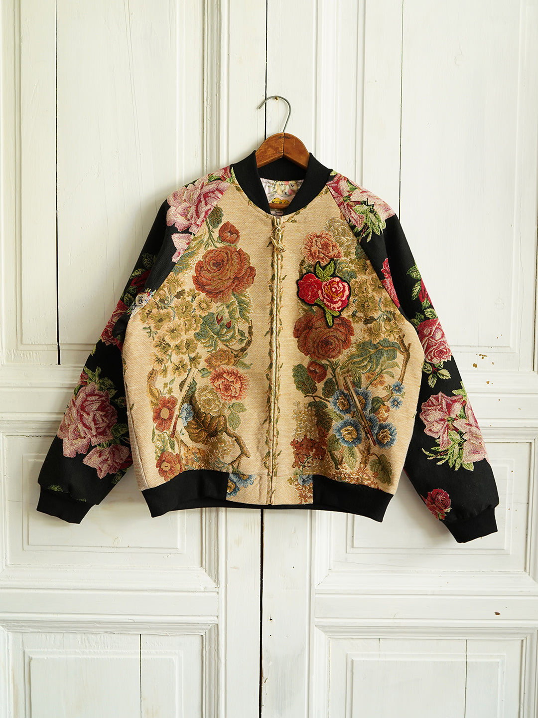 Unlogical Poem Rose Embroidery Patchwork Souvenir Jacket