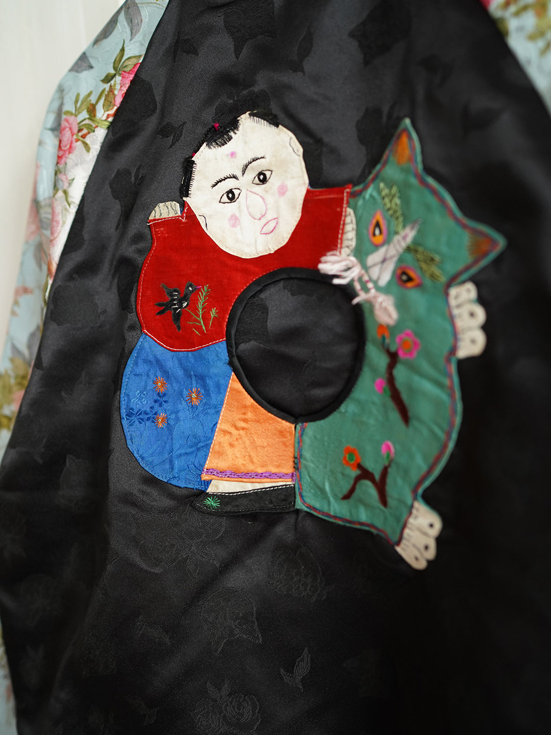 Unlogical Poem Doll and Tiger Patchwork Embroidery Souvenir Jacket