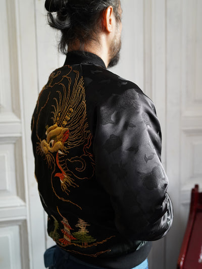 Unlogical Poem Classical Style Gold Embroidery Souvenir Jacket