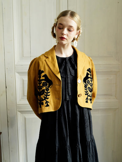Unlogical Poem Retro Style Paper-cut Patch Embroidered Short Jacket