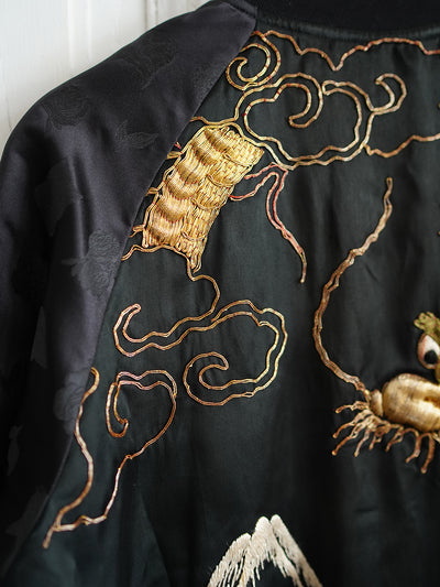 Unlogical Poem Classical Style Gold Embroidery Souvenir Jacket