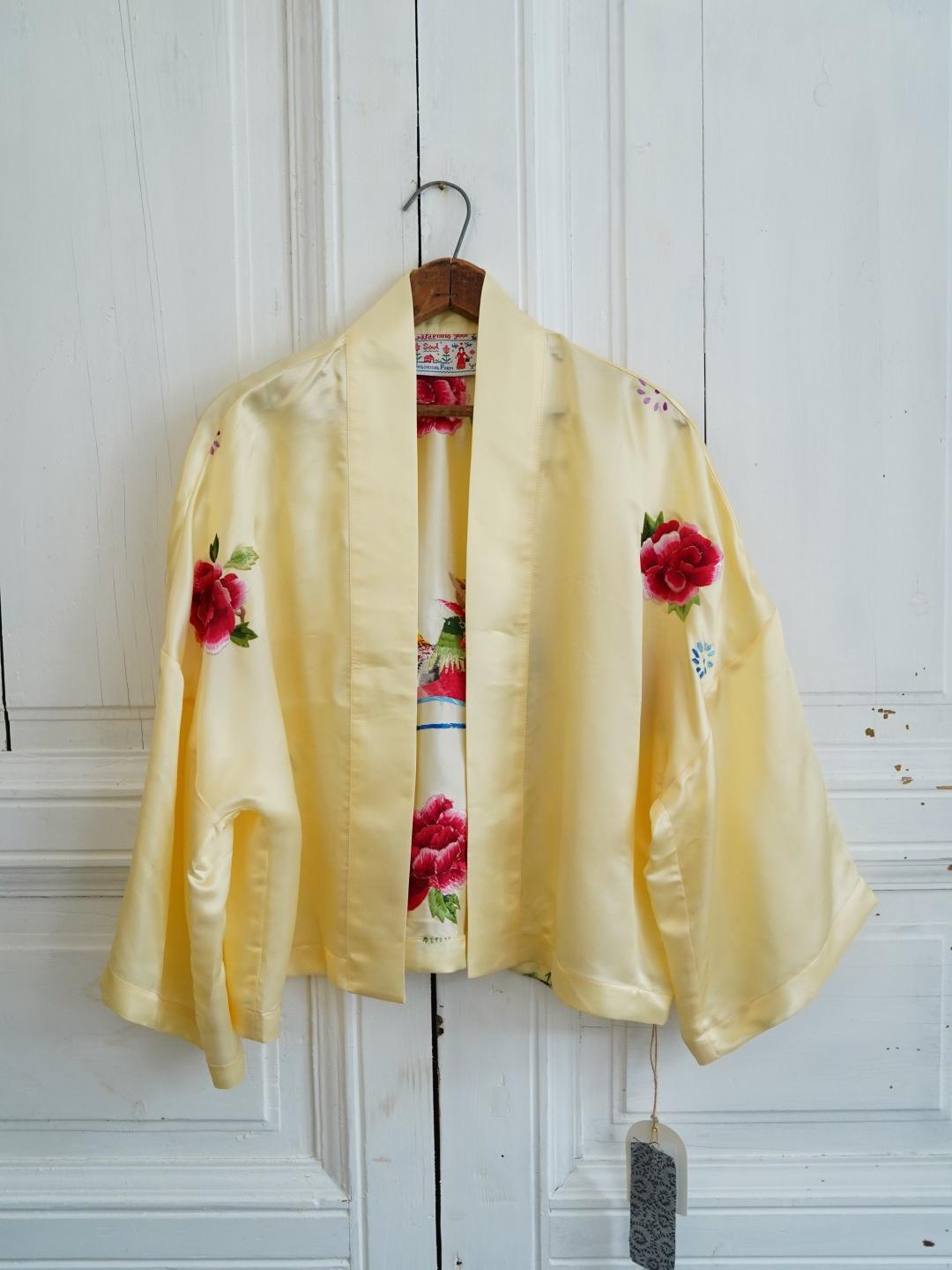 Unlogical Poem  Peony & Lovebirds Embroidered Silk Straight Collar Front Opening Short Blouse
