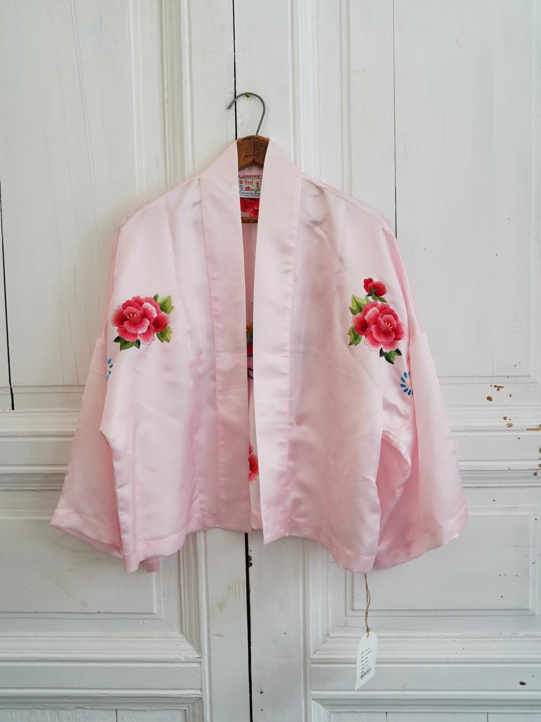 Unlogical Poem  Peony & Lovebirds Embroidered Silk Straight Collar Front Opening Short Blouse