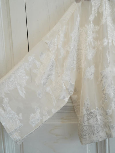 Unlogical Poem Vintage Style Lace Tulle Embroidery Kimono