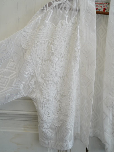Unlogical Poem Vintage Style Lace Tulle Embroidery Kimono