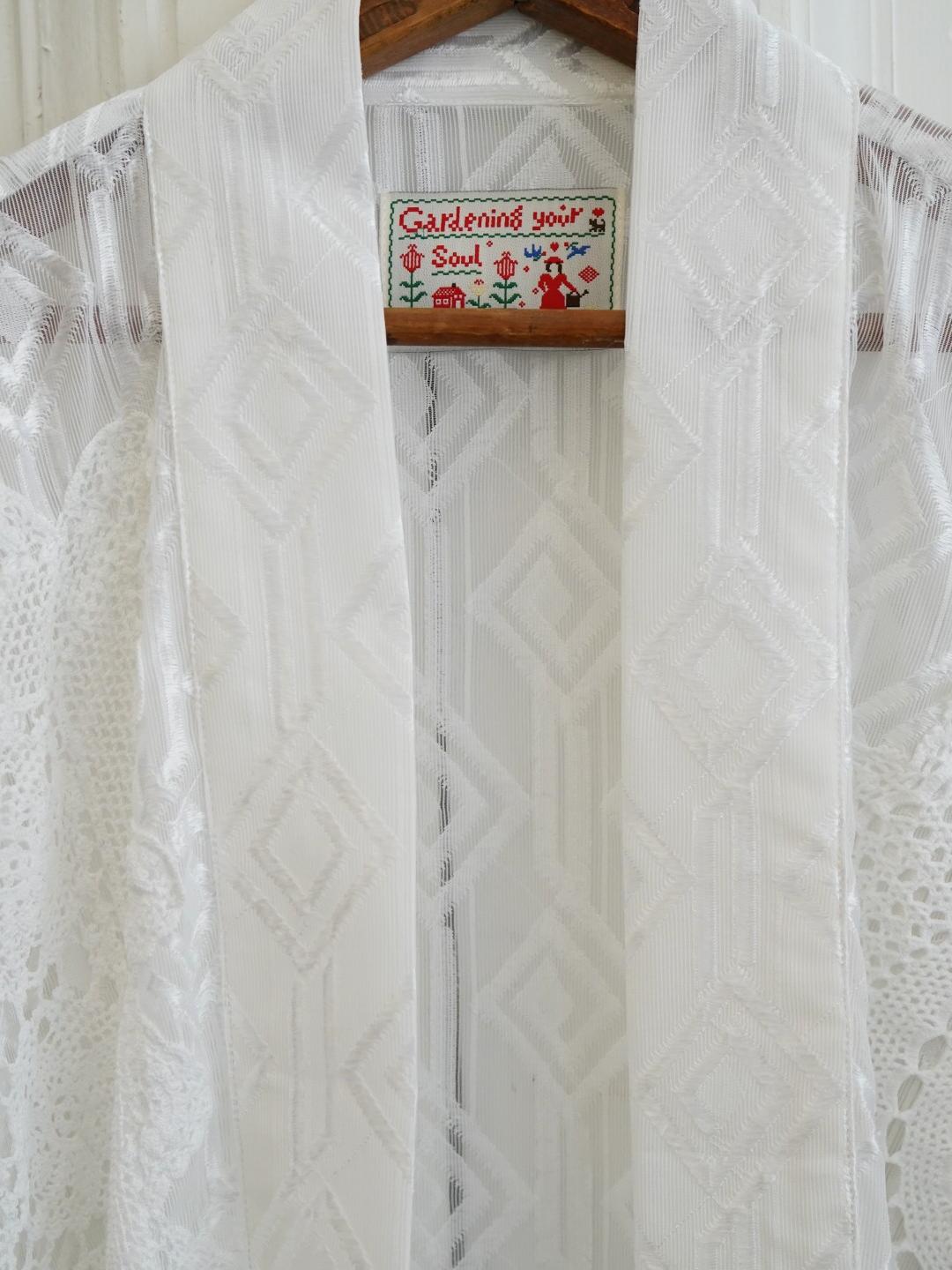 Unlogical Poem Vintage Style Lace Tulle Embroidery Kimono