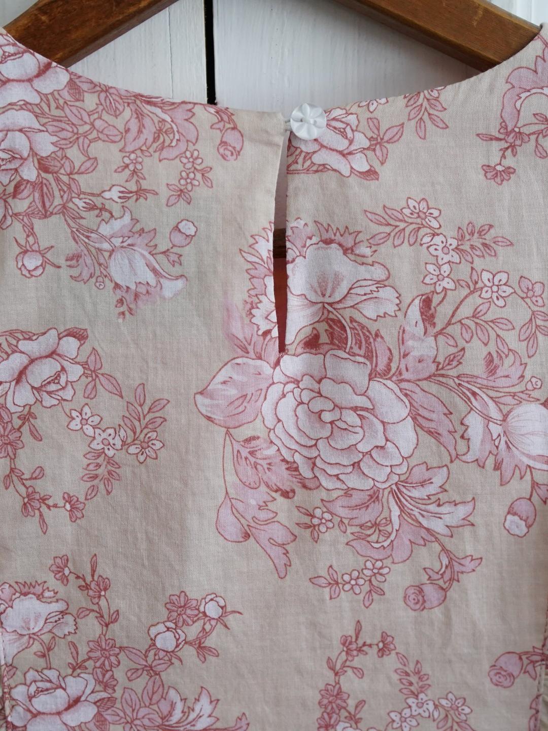 Unlogical Poem  Vintage Style  Cat Appliqué and Floral Prints  Dress