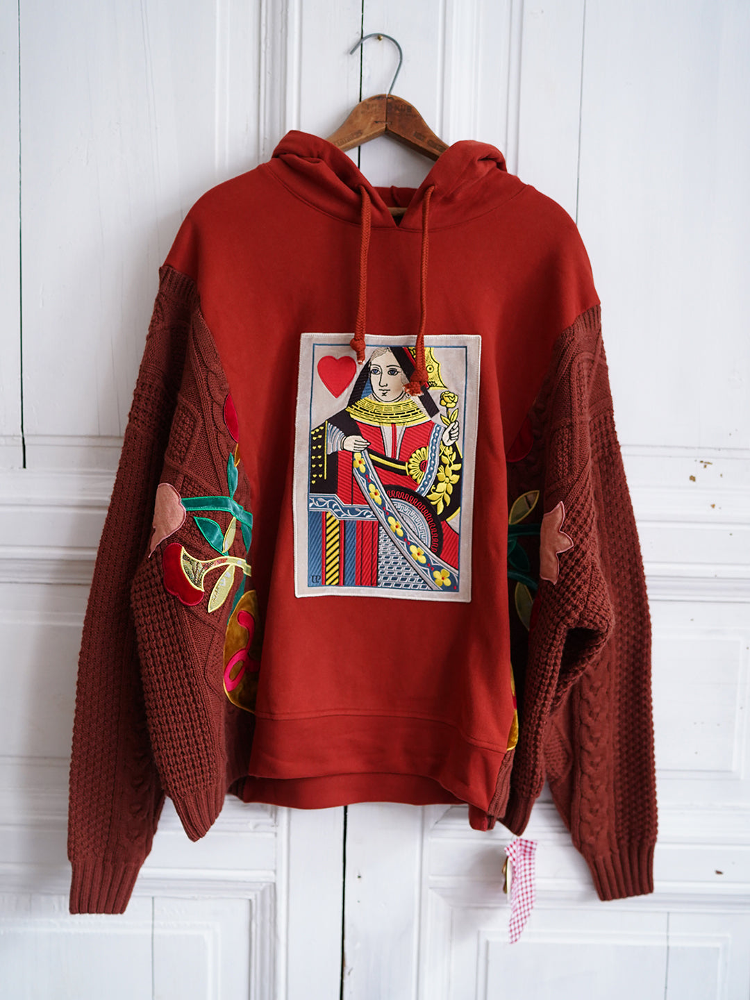 Unlogical Poem Poker Embroidery Patchwork Knitted Red Hoodie