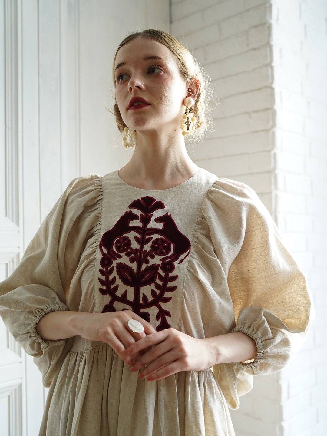 Unlogical Poem Paper-cut Flocked Embroidered Cape Sleeve Dress