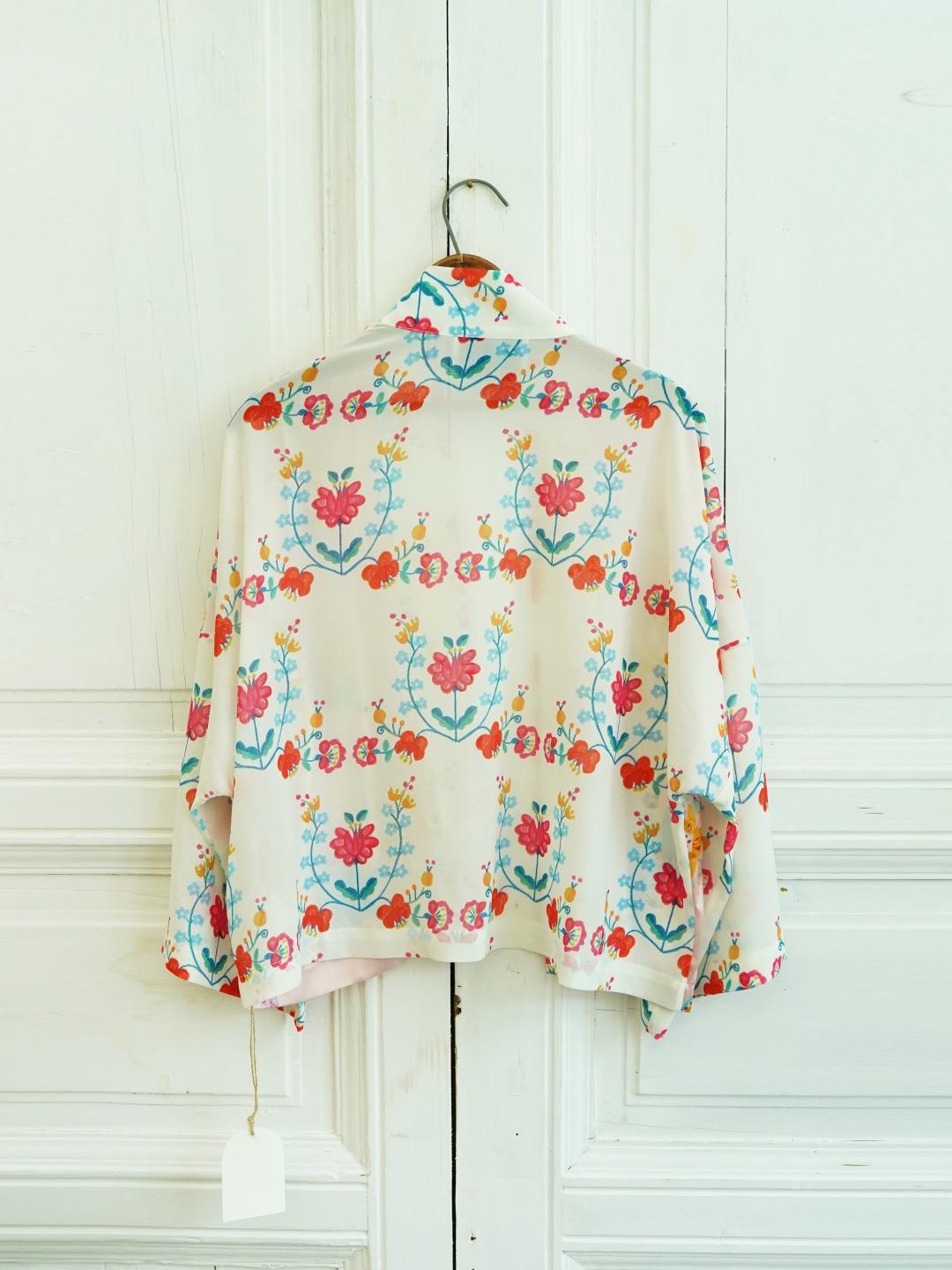 Unlogical Poem Printed Embroidery Chiffon  Kimono