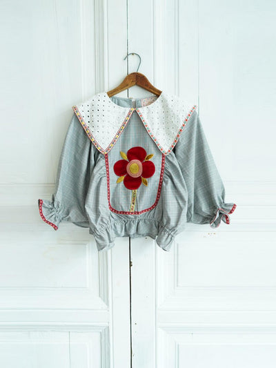 Unlogical Poem Folk Floral Collage Embroidered Bat-Sleeve  Blouse