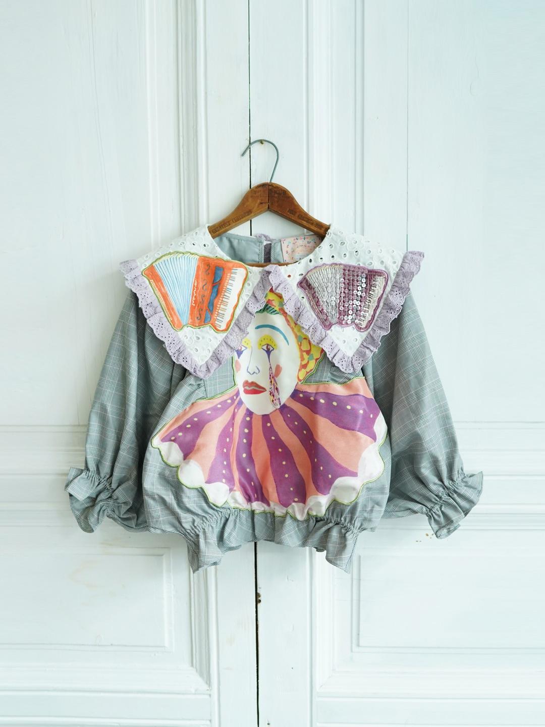 Unlogical Poem Playful Pierrot Sequin Appliqué  Blouse