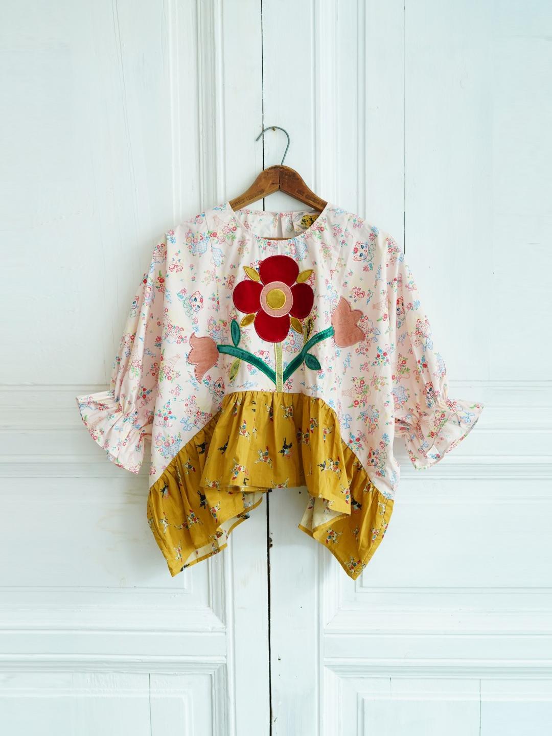 Unlogical Poem Hand-Painted Collage Embroidered Bat-Sleeve Blouse