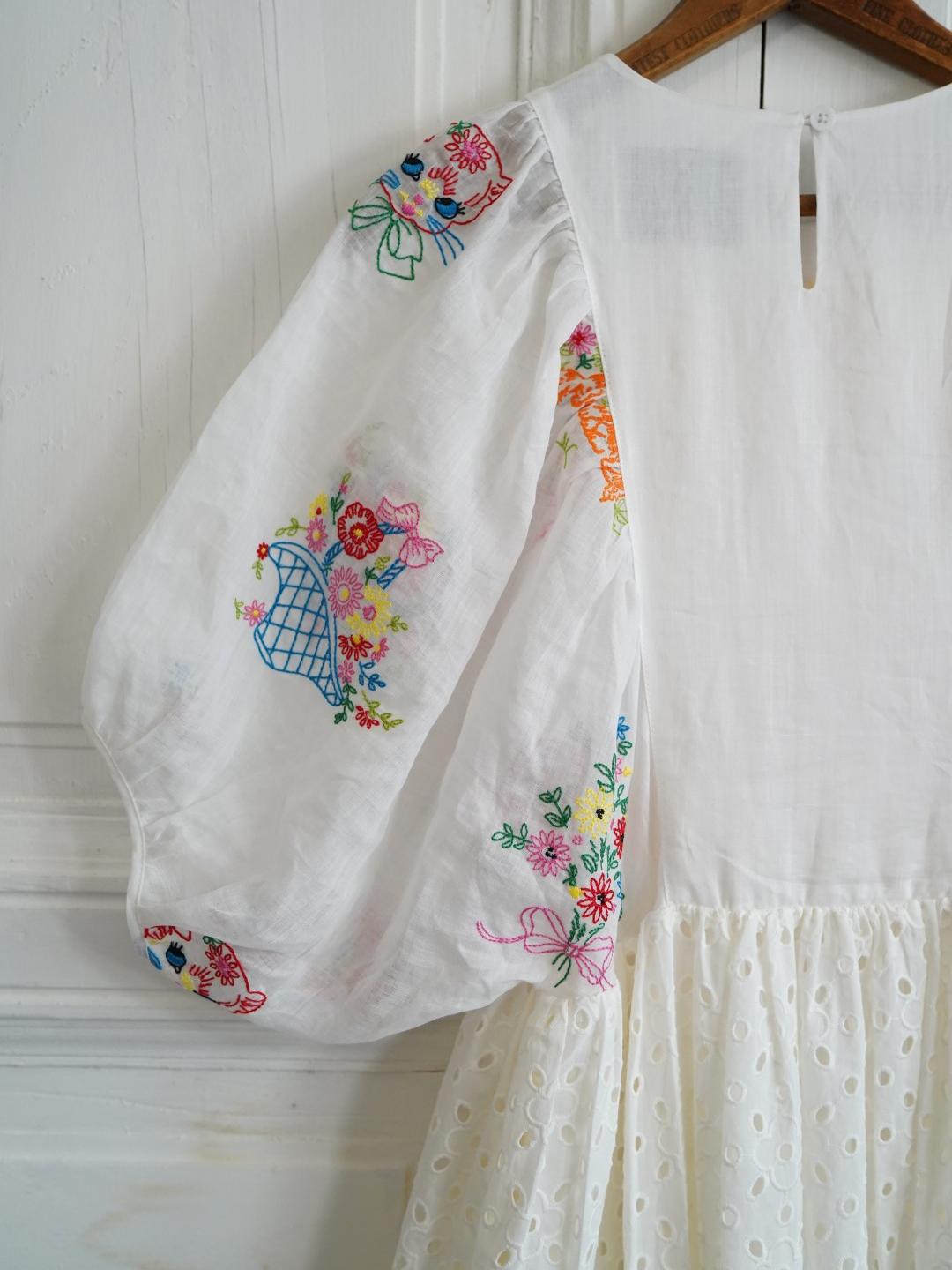 Unlogical Poem Antique Lace Cotton Embroidered Dress