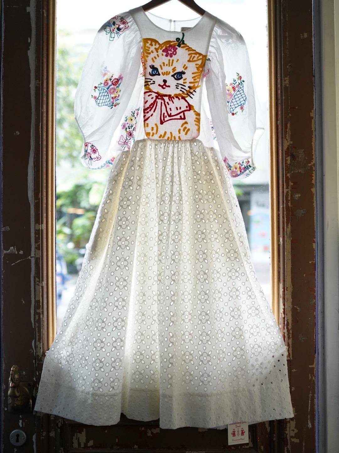Unlogical Poem Antique Lace Cotton Embroidered Dress