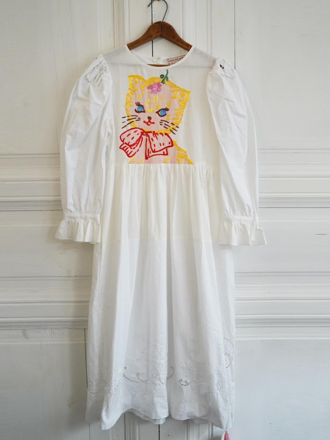 Unlogical Poem Puff Sleeve Embroidered Dress