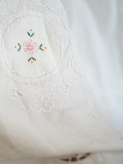 Unlogical Poem Puff Sleeve Embroidered Dress