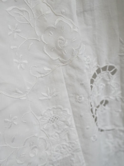 Unlogical Poem Puff Sleeve Embroidered Dress