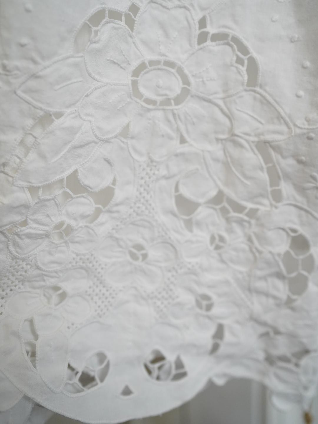 Unlogical Poem Puff Sleeve Embroidered Dress