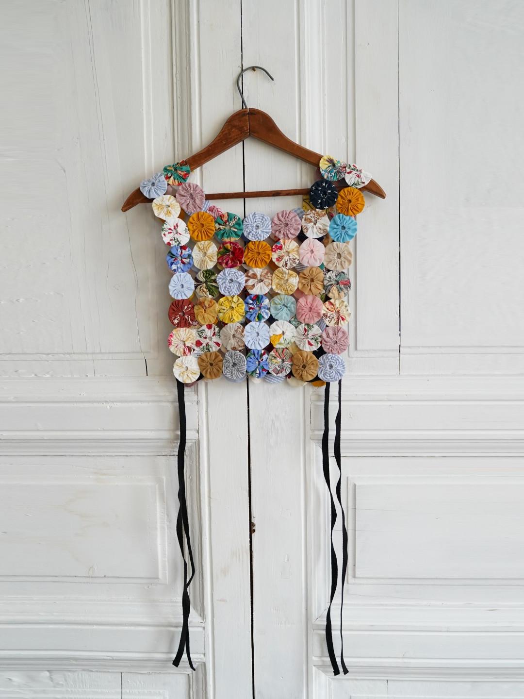 Unlogical Poem Heavy-Duty Colorful Yo-Yo Flower Tie-Back Vest